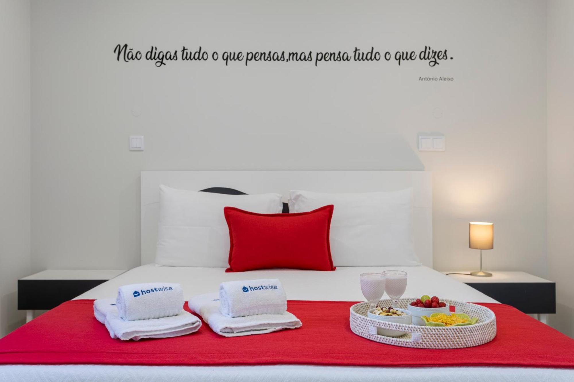 Spacious Villa Pool & Douro View By Host Wise Santa Marinha do Zêzere Room photo