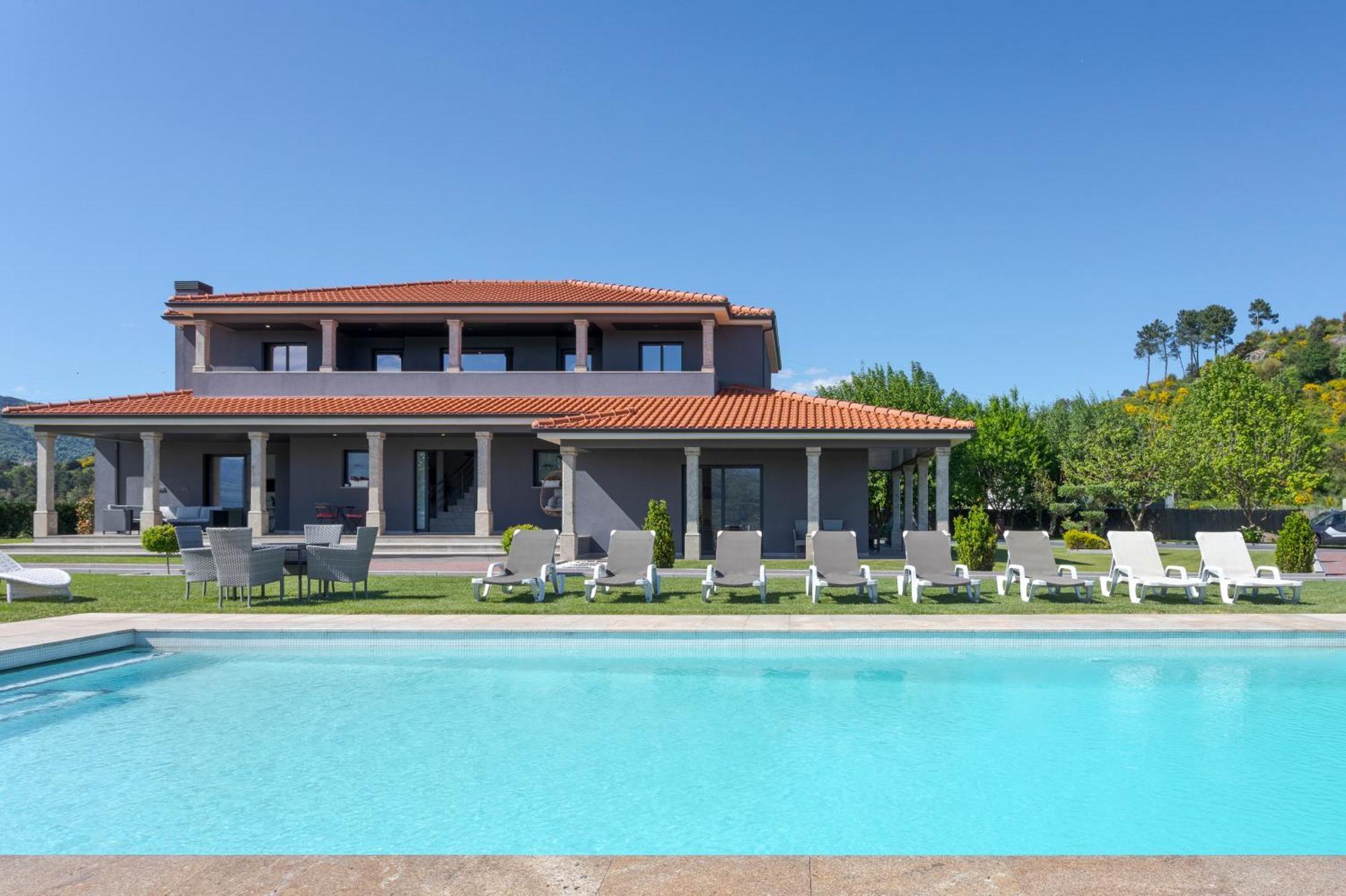 Spacious Villa Pool & Douro View By Host Wise Santa Marinha do Zêzere Exterior photo