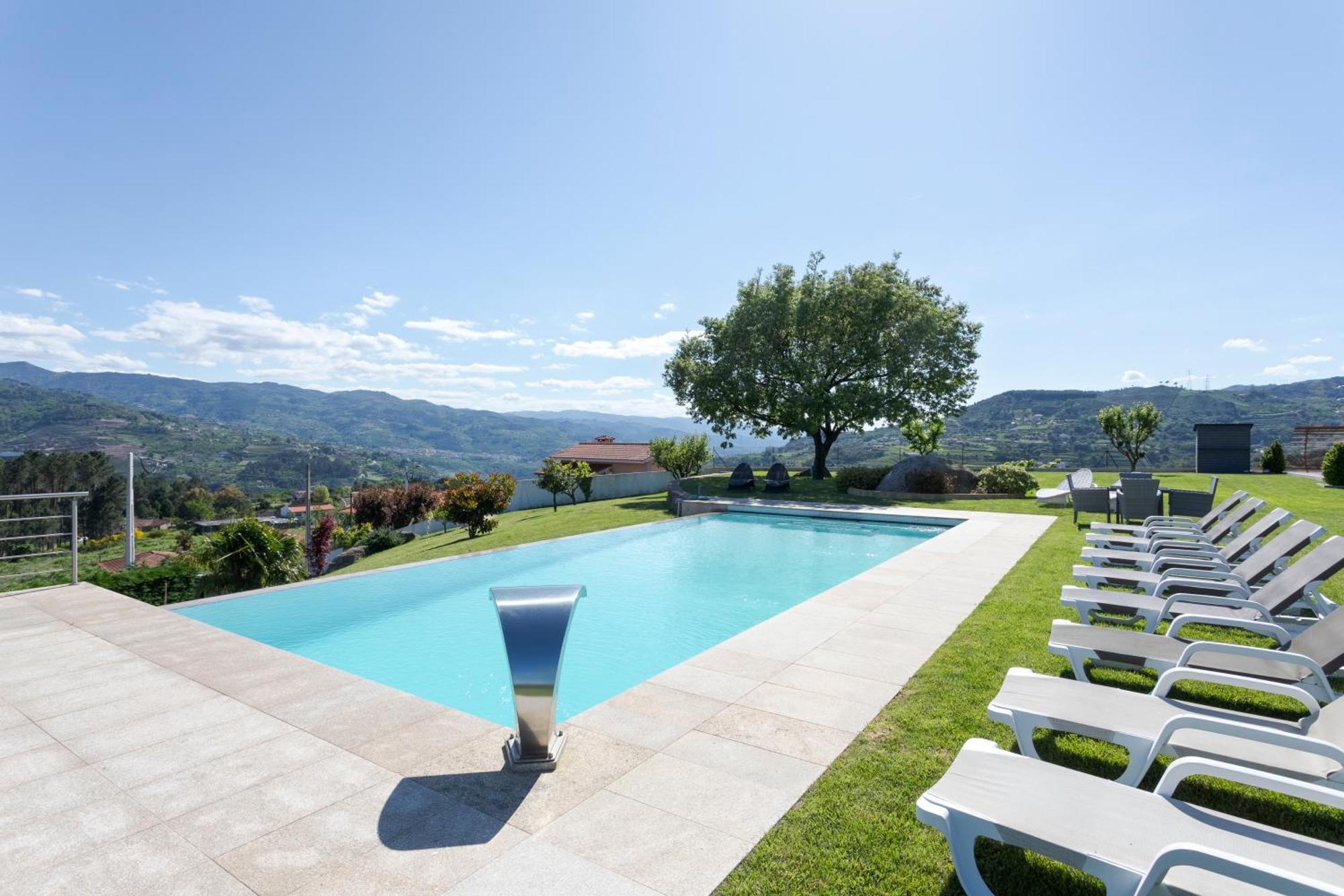 Spacious Villa Pool & Douro View By Host Wise Santa Marinha do Zêzere Exterior photo